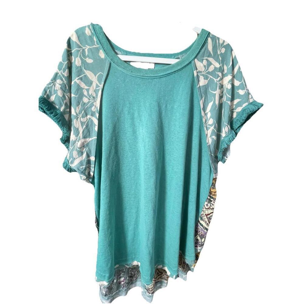 Umgee Blouse Women's Small Round Neck Short Sleeve Floral Boho Casual Top